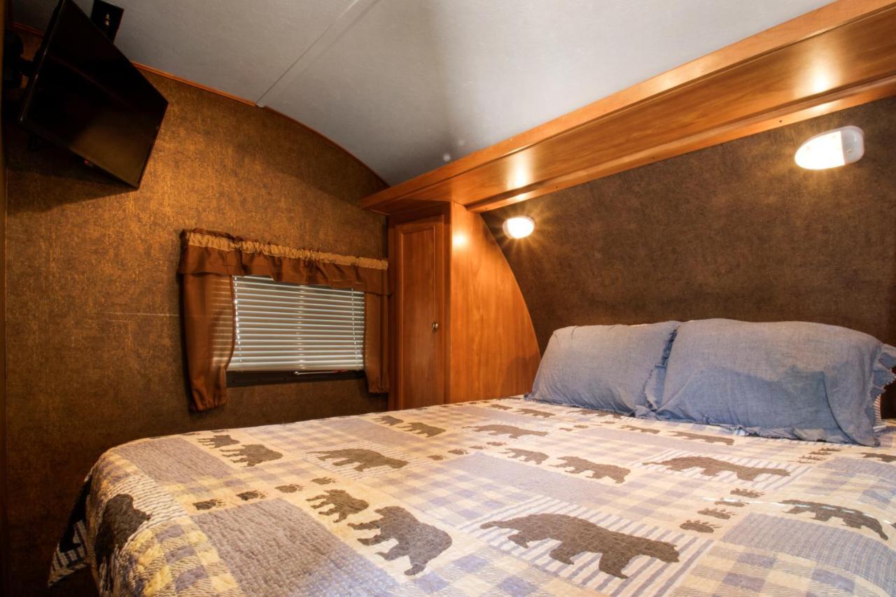 Arrow Creek Camp And Cabins Gatlinburg Esterno foto