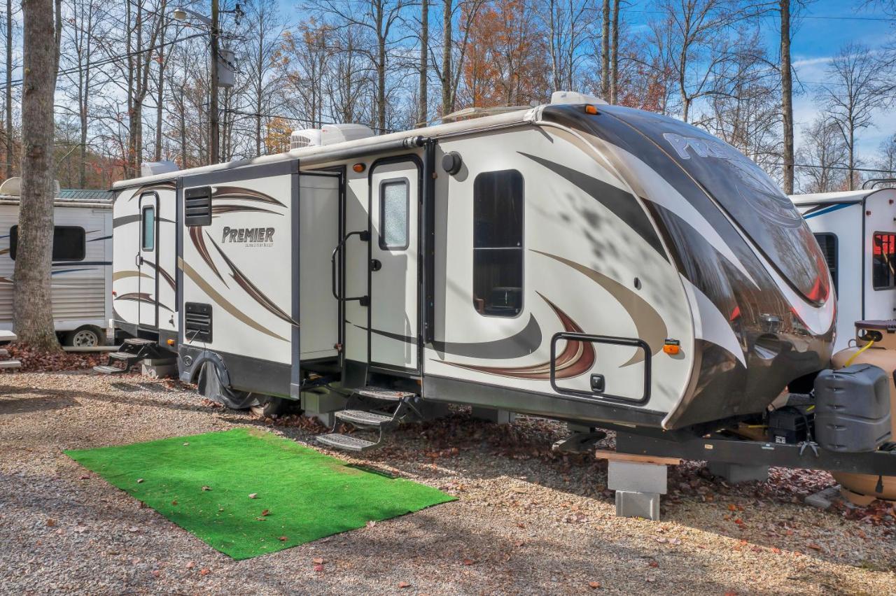 Arrow Creek Camp And Cabins Gatlinburg Esterno foto