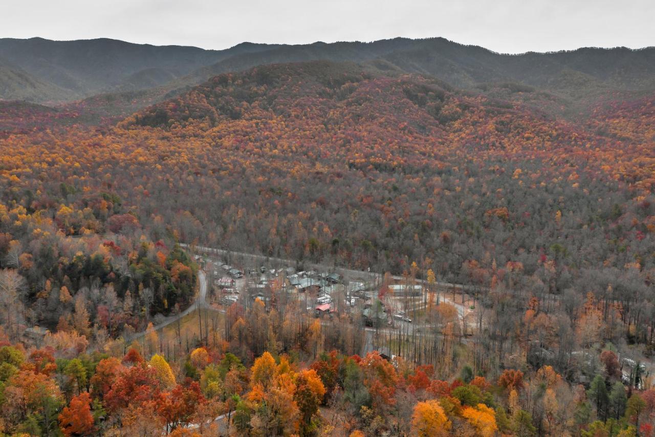 Arrow Creek Camp And Cabins Gatlinburg Esterno foto